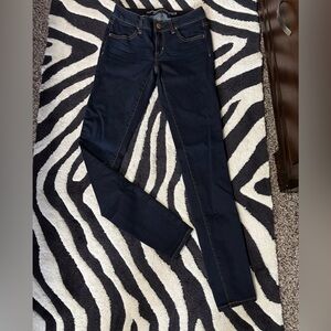 NWOT dark wash American Eagle long jeggings